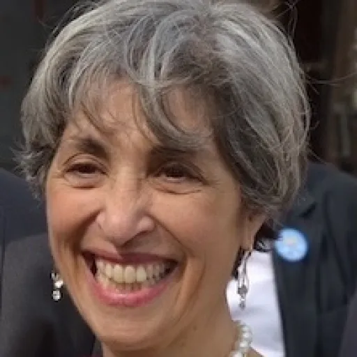 Interview de Kelly Kamborian : Mettre en lumière l’expertise en Bourgogne-Franche-Comté