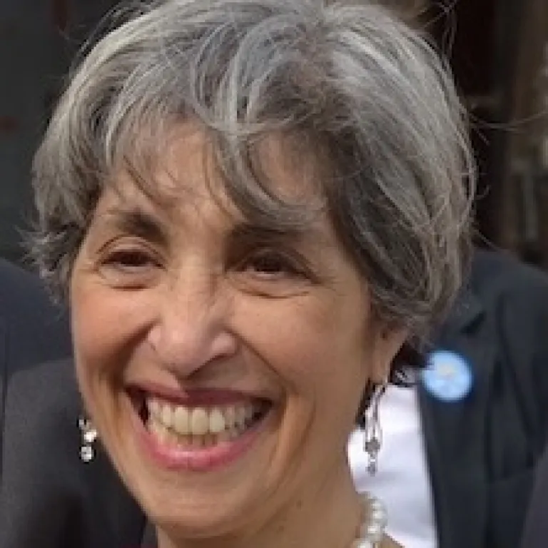 Interview de Kelly Kamborian : Mettre en lumière l’expertise en Bourgogne-Franche-Comté